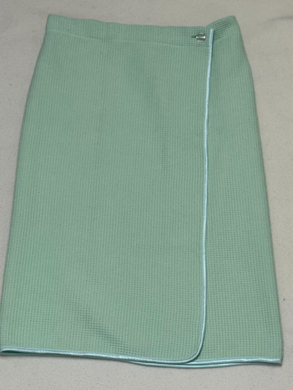 MIcrofiber Adjustable Women's Waffle Weave Body Wrap Towel - Light Green - New